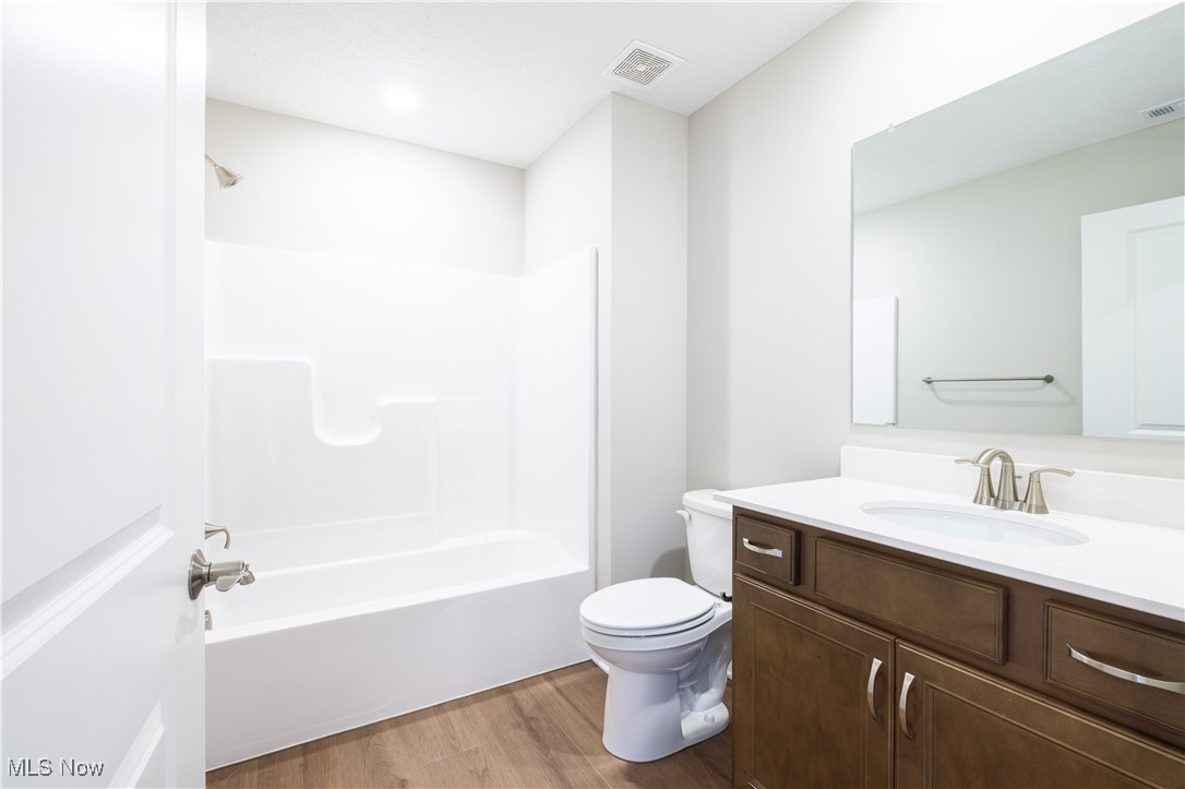 Del Webb Hickory Greens - Residential