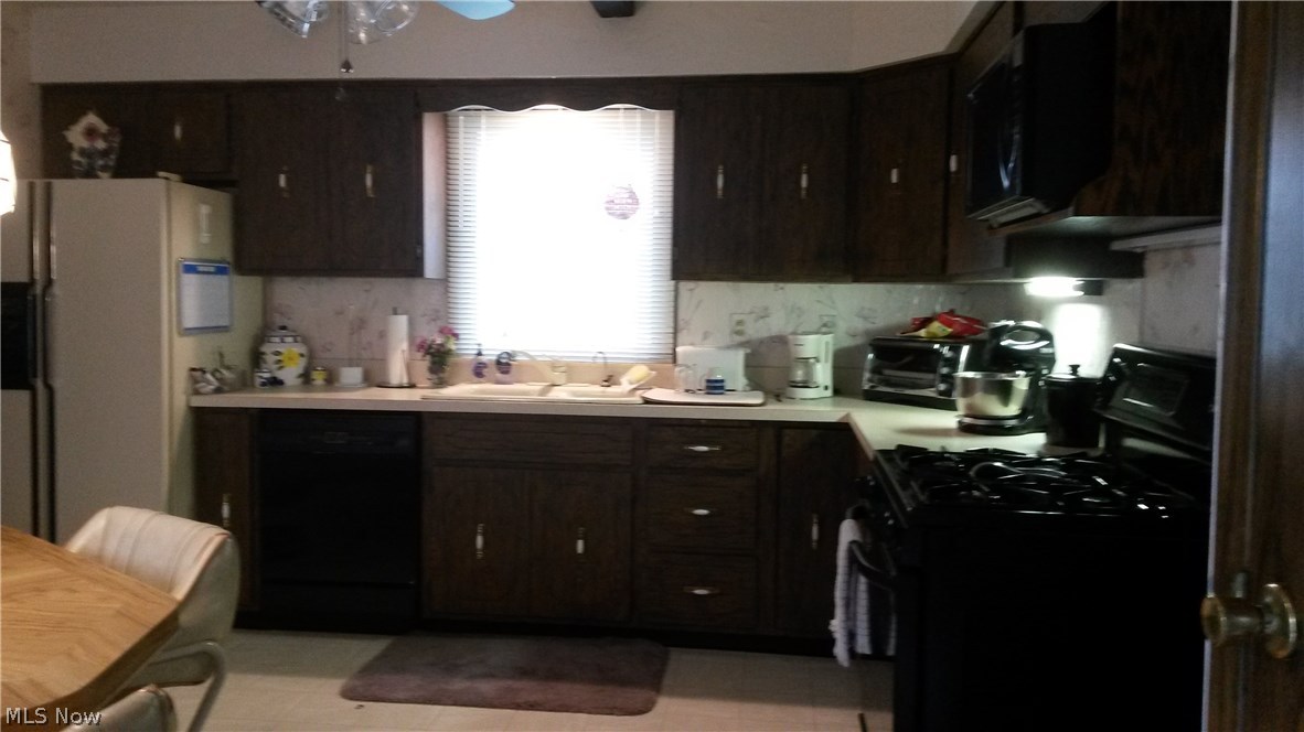 Rolling Rdg 04 - Residential