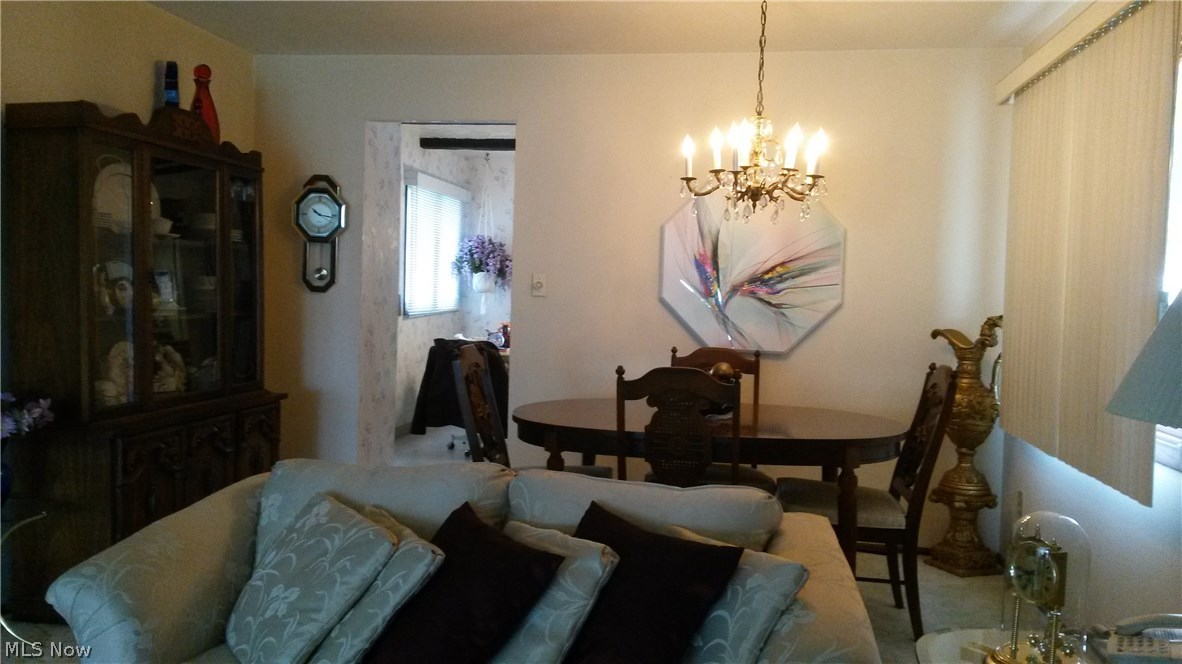 Rolling Rdg 04 - Residential