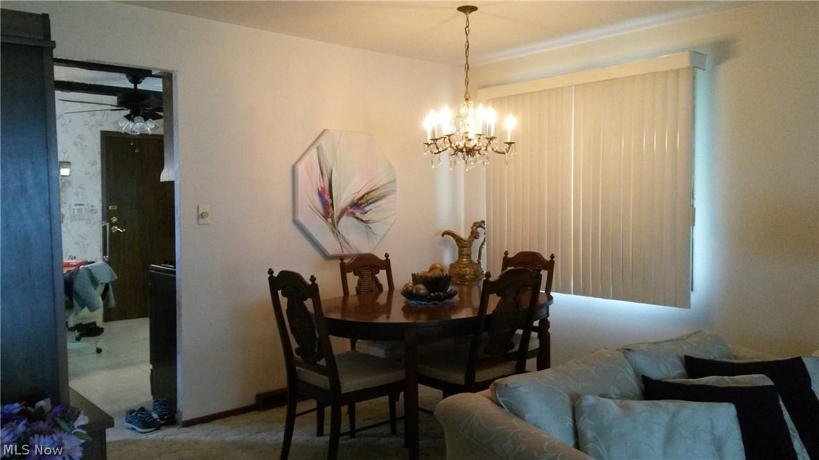 Rolling Rdg 04 - Residential