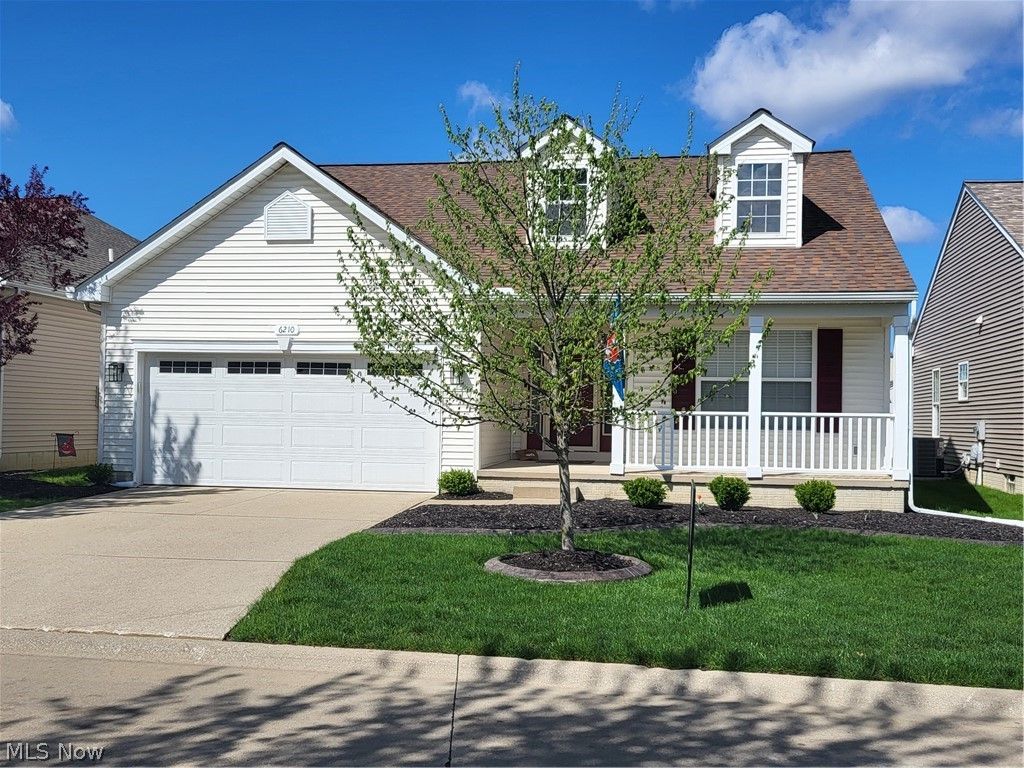 Photo of 6210 Dogwood Lane, North Ridgeville, OH 44039 (MLS # 5202853)