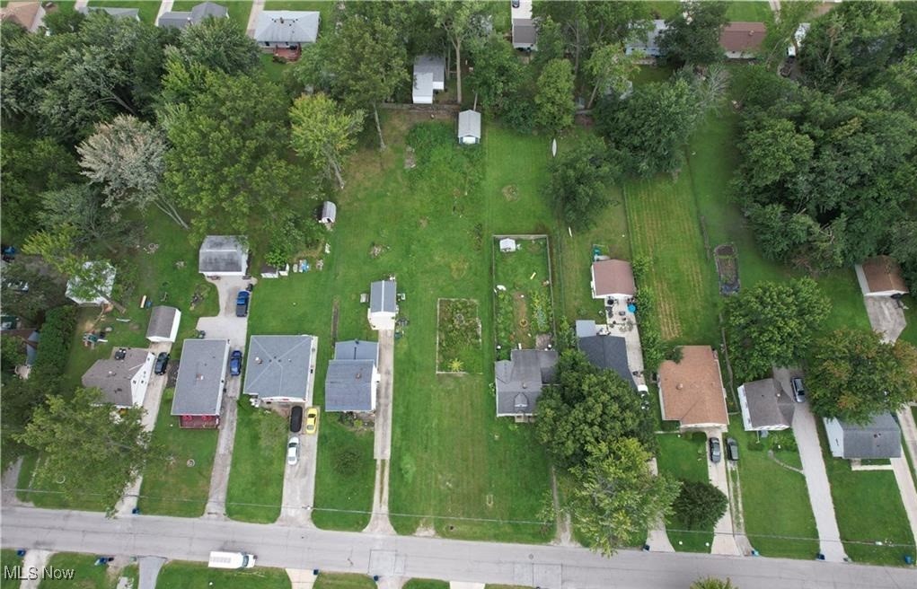 34262 Beach Park Avenue, Eastlake, Ohio image 3