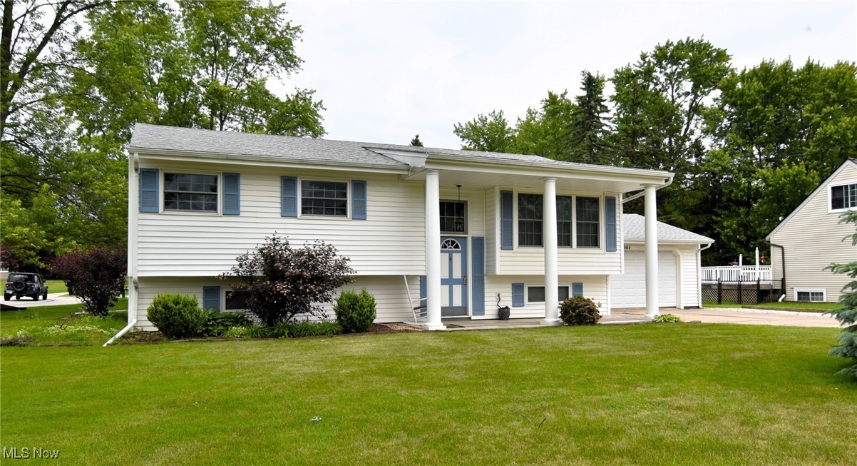 2453 Sherwin Drive