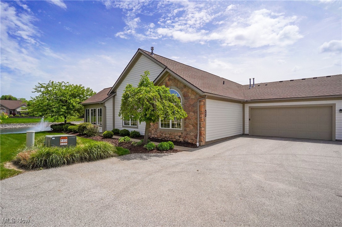 683 Crossings Circle, Tallmadge, Ohio image 7
