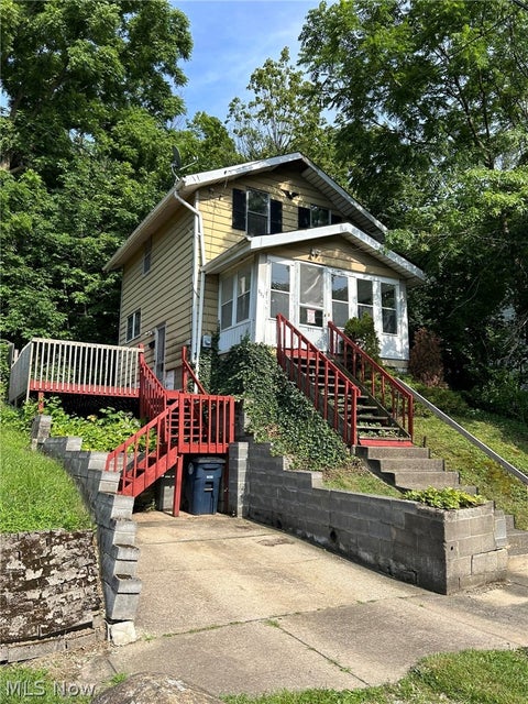Homes For Sale - 571 Bertha Avenue<br/> Summit County, Akron, OH 44306