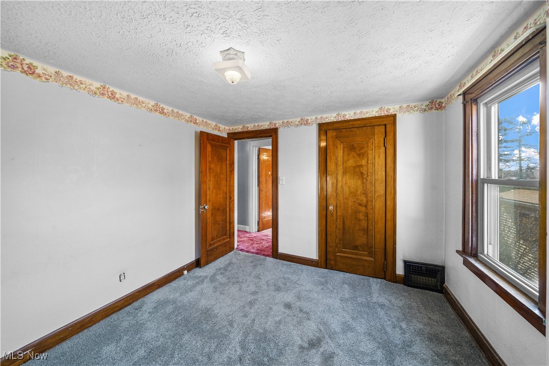 526 Floyd Street, Akron, Ohio image 24