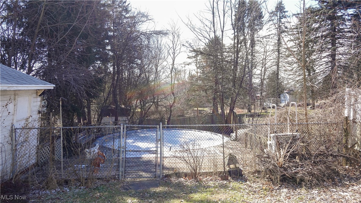 526 Floyd Street, Akron, Ohio image 7