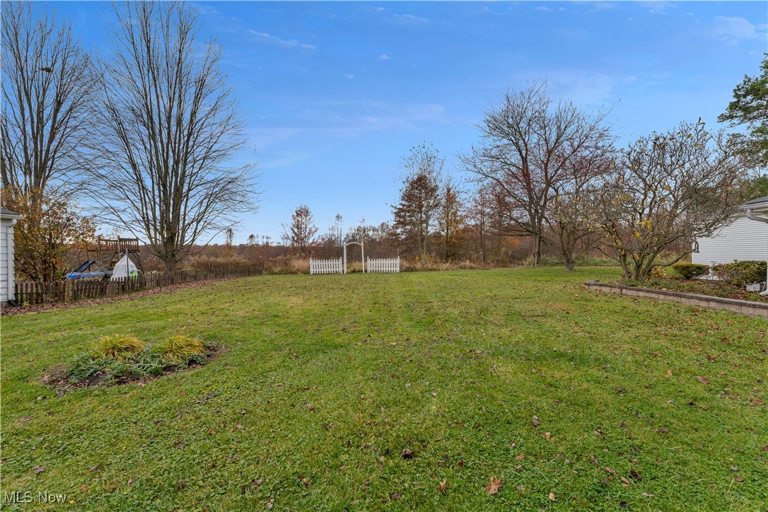 4525 N Leavitt Road, Warren, Ohio image 9