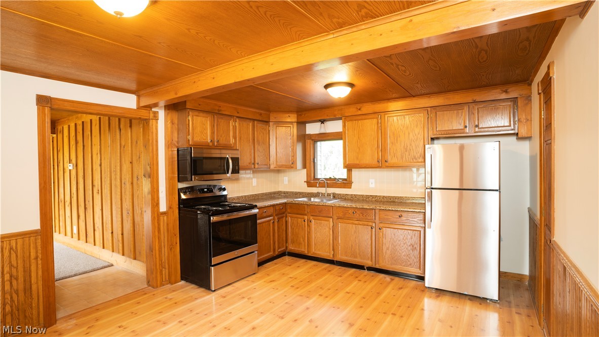 Independence 03 - Residential Lease