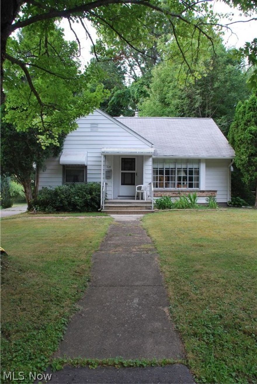 Welcome to 539 Lafayette Ave Ravenna OH 44266 that is in a highly sought after neighborhood of Ravenna within close proximity to shopping, medical, bus line and the hospital. Gorgeous 2 bedroom home with the beautiful arches, sunlight comes in the windows to light up this home that sits on an awesome lot!  There is an enclosed porch with a heated for additional living square footage and access to the read yard and large deck to grill out and entertain! The one car garage is in fine condition and can house your yard tools as well. The great layout of this home makes it a spectacular purchase the large living room has an awesome large front window that allows great natural sunlight and the spare dining room with arches also has arched openings and a large storage closet. Good counter space in the kitchen for cooking and baking! The basement needs TLC but was previously finished with a bar area and entert a unmentioned room and the other side remains unfinished. A bit of elbow grease clea