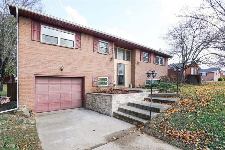 Welcome to the home that actually feels like the upgrade you’ve been waiting for. Tucked at the end of a quiet dead-end street, this place gives you space, comfort, and the kind of everyday ease buyers keep hoping to find but rarely do.

Highlights buyers care about (and actually solve problems):
 • Brand-new kitchen — no projects, no surprises, just move-in readiness.
 • All-seasons room — extra living space without having to build an addition.
 • Outdoor kitchen + pool + hot tub — summer fun and weekend relaxation without the travel bill.
 • Large primary bedroom — room to breathe, not squeeze.
 • Family room — perfect for game nights, gatherings, or escaping the chaos.
 • Private setting — dead-end street = quieter days, safer play area, less traffic.
 • Ideal for entertaining — inside, outside, and everywhere in between.

If you’ve been waiting for something that feels like a lifestyle upgrade—not another project—this is it.