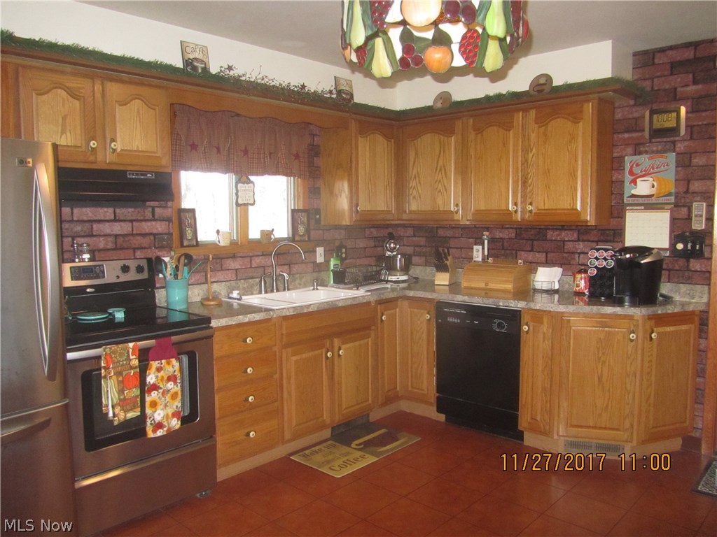 Hill & Faulk 02 - Residential