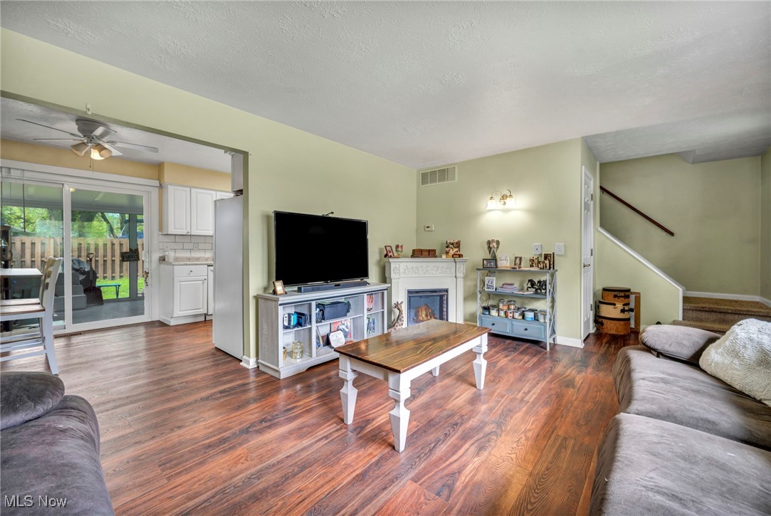 188 Courtland Boulevard, Eastlake, Ohio image 3