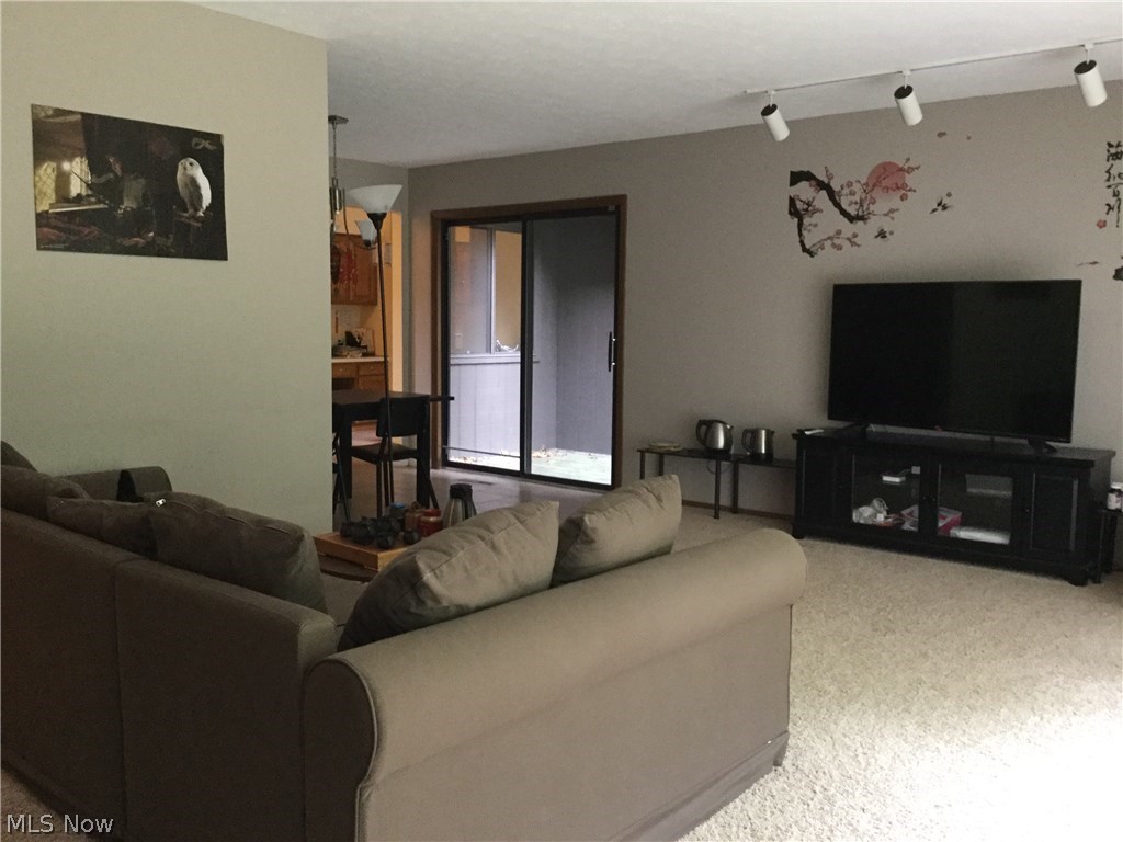 Briarwood Condo - Residential Lease
