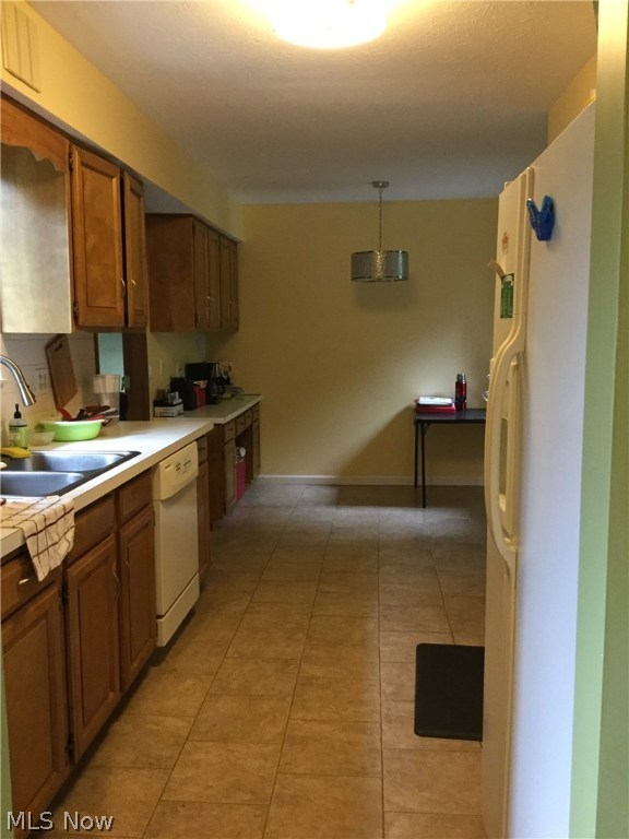 Briarwood Condo - Residential Lease