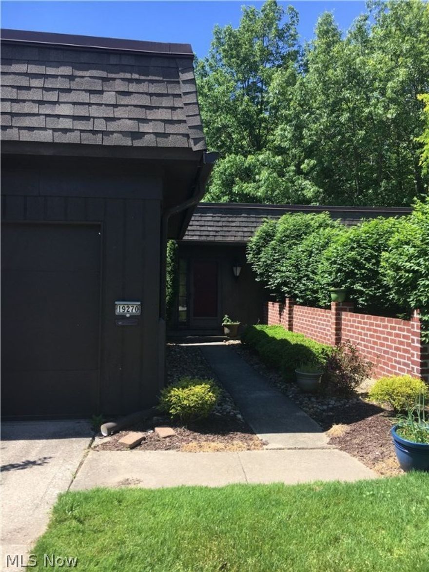 Highly desirable end unit ranch style condo located in a cul de sac! Minutes to SouthPark Center Mall, I-71 and 20 minutes to Cleveland A/P. A private deck is off the dining area that leads to nice private patio that backs to trees. Nice size bedrooms, with good natural lighting. Living room offers a gas start wood burning fireplace and large sliders to the patio. Landlord will entertain a 2 year lease. NO PETS WILL BE PERMITTED! Home ready for move in July 15th. The community offers a pool for your summer enjoyment.