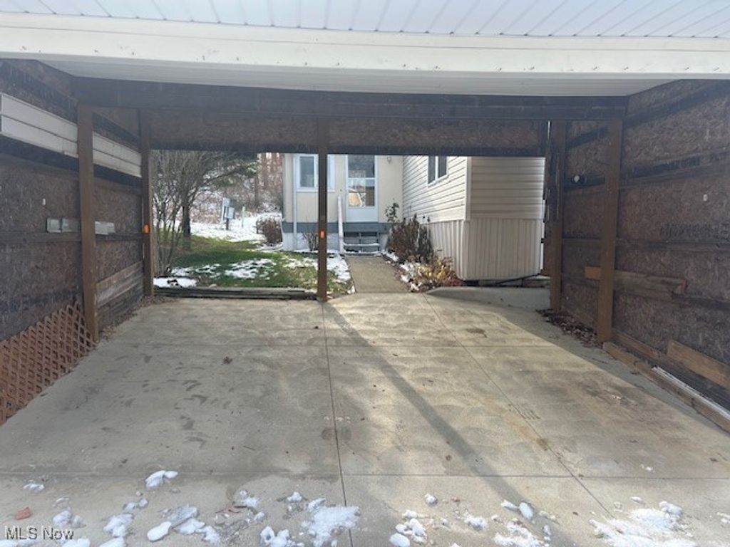 Photo of 5264 I Street, Magnolia, OH 44643 (MLS # 5176339)