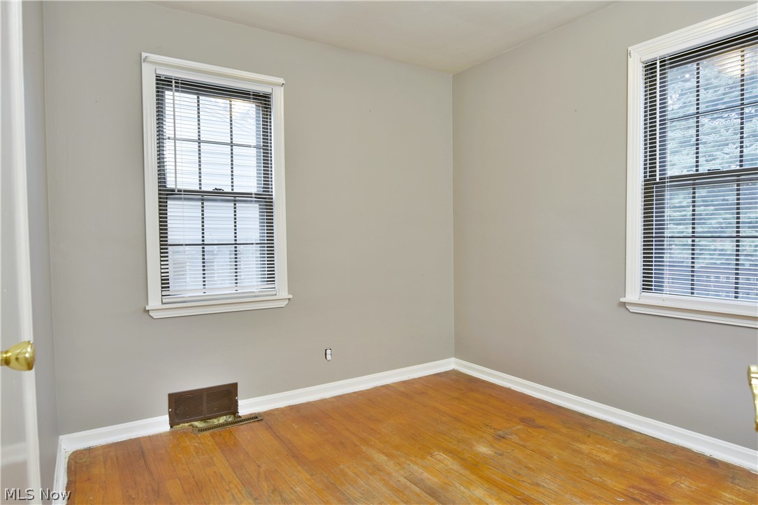 Abraham 04 - Residential