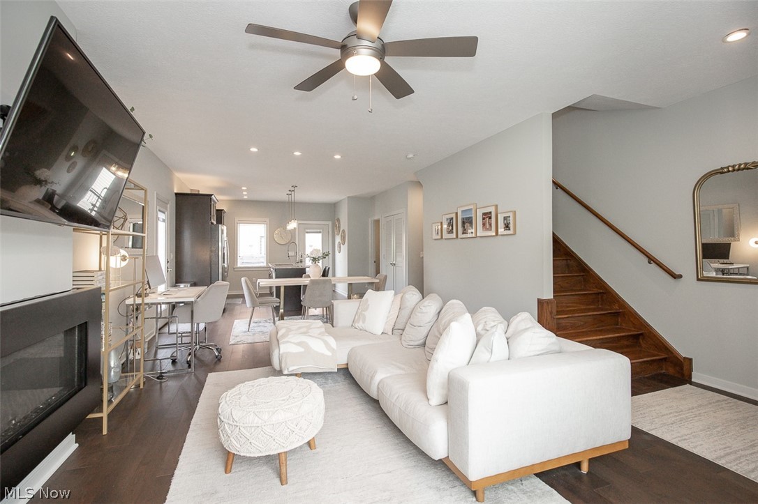 Hudson Station Townhomes - Residential