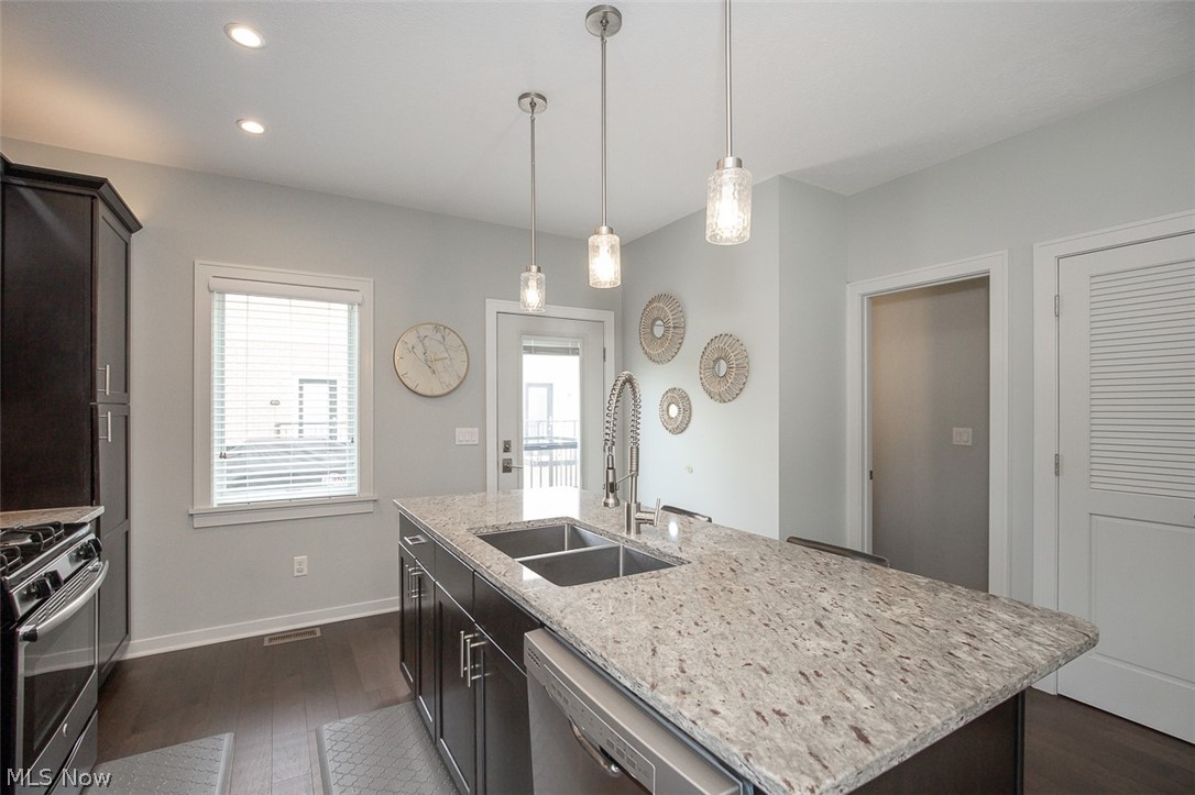 Hudson Station Townhomes - Residential