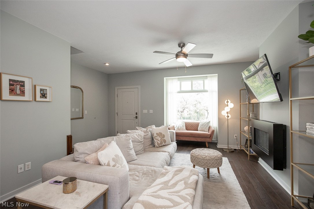 Hudson Station Townhomes - Residential