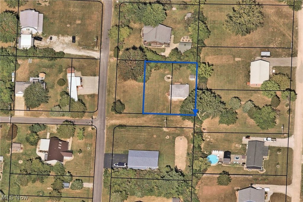 Photo of 211 Orchard Lane, Kelleys Island, OH 43438 (MLS # 5195629)