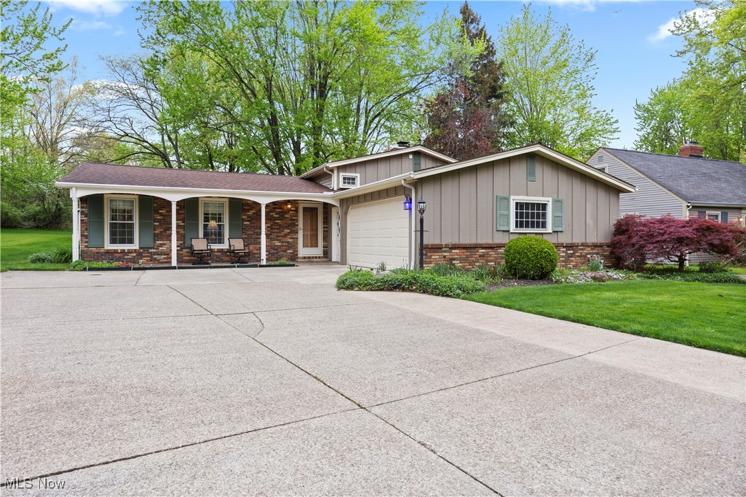 8290 Metropolitan Boulevard, Olmsted Falls, Ohio image 1