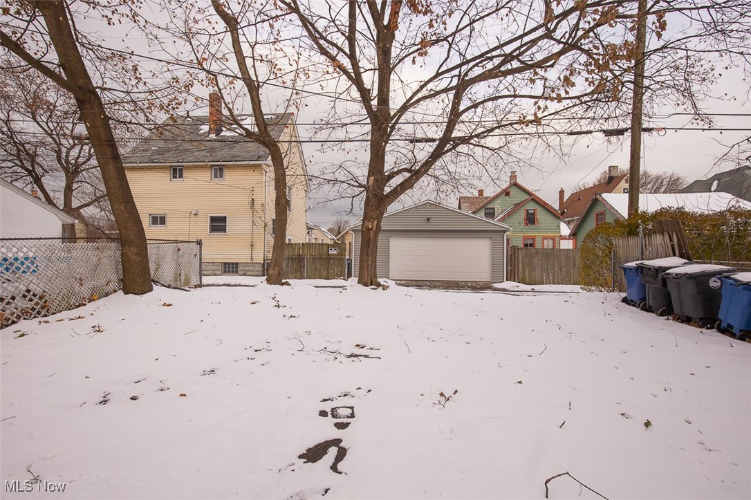 James M Hoyts Sub - Residential