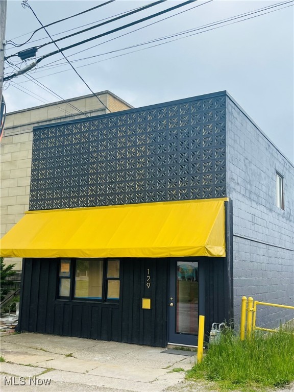 Here's an exciting opportunity for all business owners and investors. A unique, mid century breeze block building fully restored to glory. Much of this property was taken down to the studs. New commercial roof, fresh exterior paint, almost EVERYTHING new on the inside. This Commercial two story cinder block and I-beam constructed structure will last another 100+ years. The exterior has been completely revamped with fresh paint all around giving it excellent curb appeal. The second level offers a renovated two bedroom apartment with brand new bathroom and kitchen. There are fantastic views of the Historic downtown area of Lorain as well as the Black River. The lower level is perfect for retail storefront or a BNB. Infinite street parking and a desirable location to enjoy city life. Its walking distance to beautiful Lake Erie, Black River, shopping, churches, schools, restaurants, theater and so much more. Be a part of the action at a competitive price before it's too late.