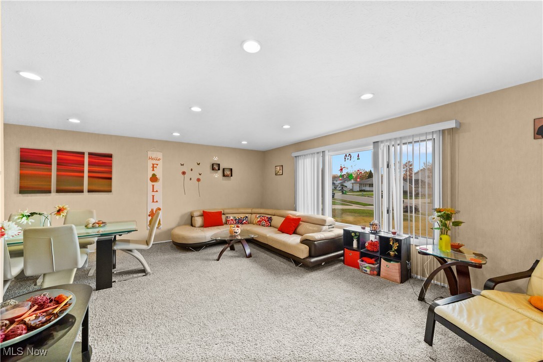 Lander Gardens 04 - Residential