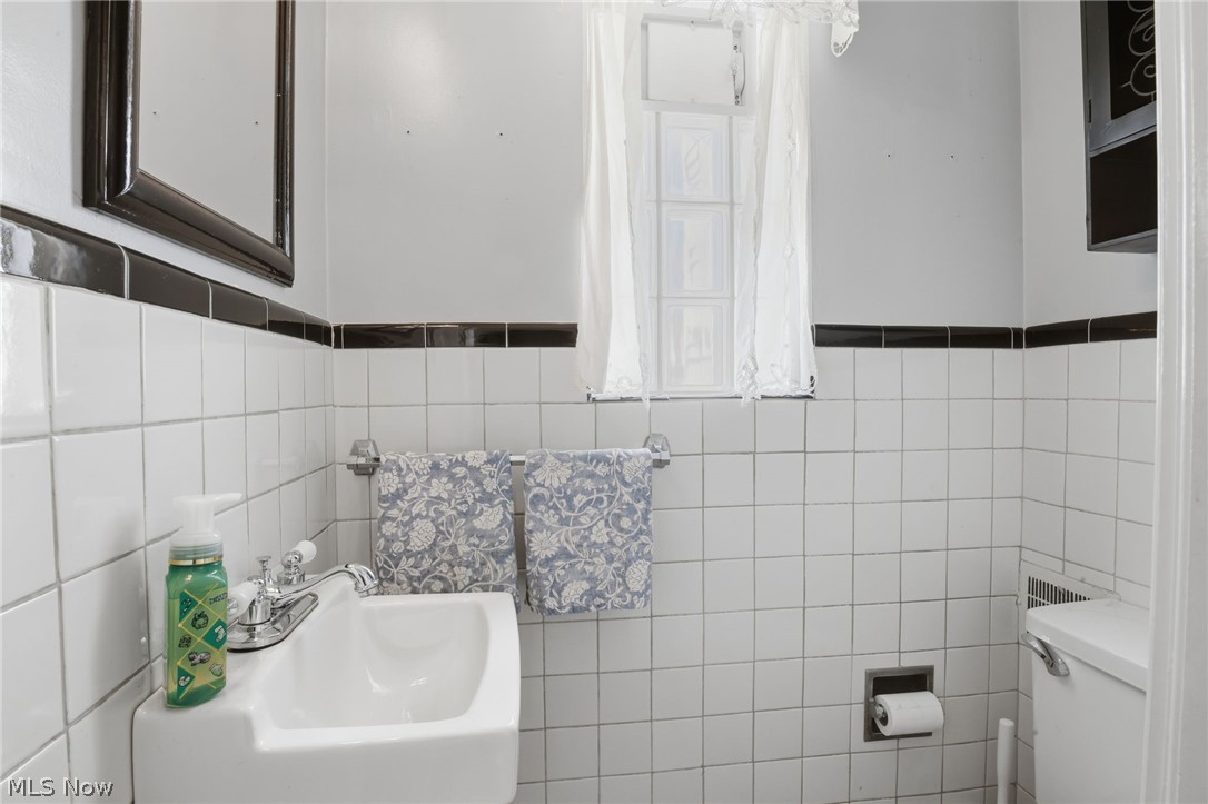 R M Wilkoff & Co Inc Mayfair S - Residential