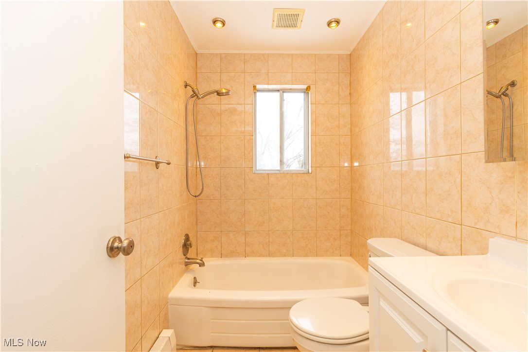 Royal Court - Residential