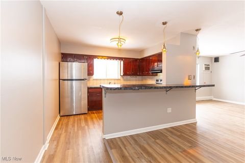 Tiny photo for 5200 Royalton Road #11-A, North Royalton, OH 44133 (MLS # 5179488)