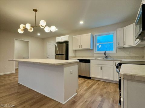 Tiny photo for 1581 Drexel Avenue NW, Warren, OH 44485 (MLS # 5190548)