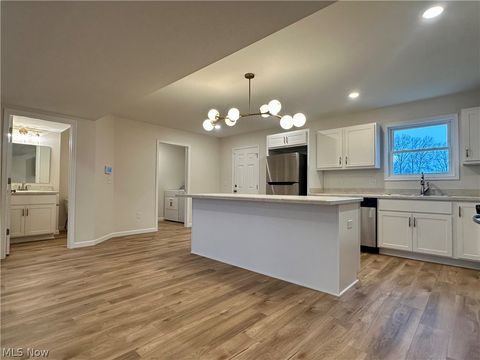 Tiny photo for 1581 Drexel Avenue NW, Warren, OH 44485 (MLS # 5190548)