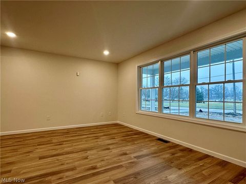 Tiny photo for 1581 Drexel Avenue NW, Warren, OH 44485 (MLS # 5190548)