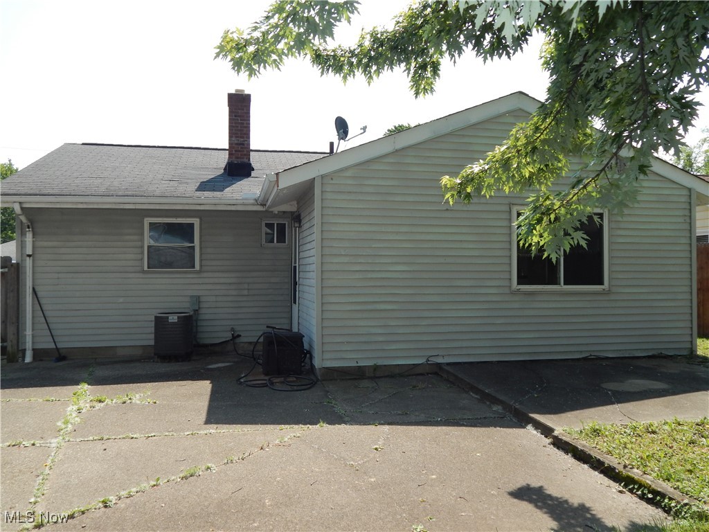 1286 E 342nd Street, Eastlake, Ohio image 29