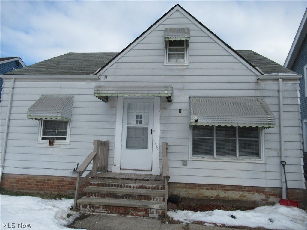 Photo of 13510 Sherry Avenue, Cleveland, OH 44135 (MLS # 5187019)