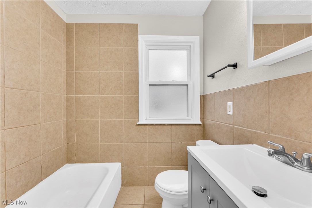 Knickerbocker Land Cos Burkla - Residential Lease