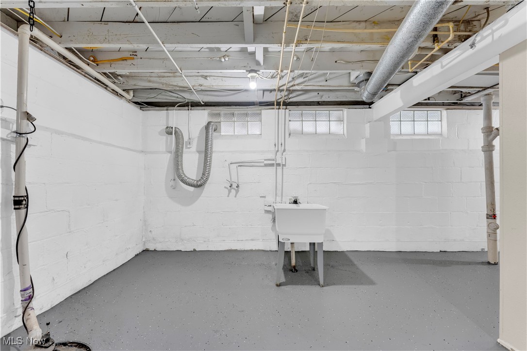 Knickerbocker Land Cos Burkla - Residential Lease