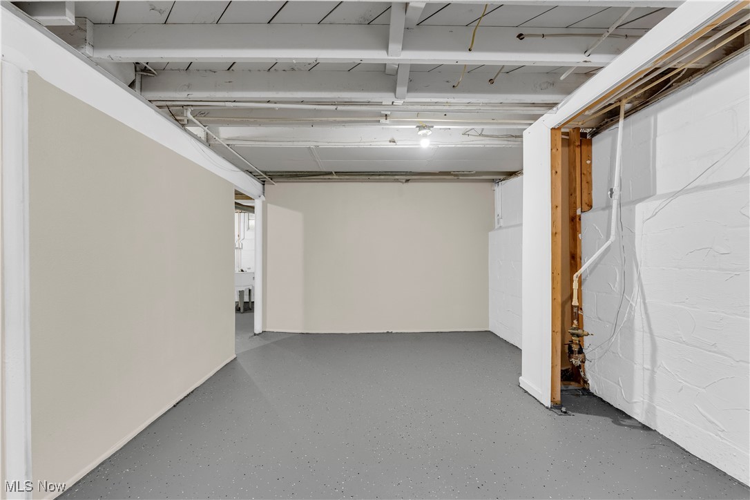 Knickerbocker Land Cos Burkla - Residential Lease