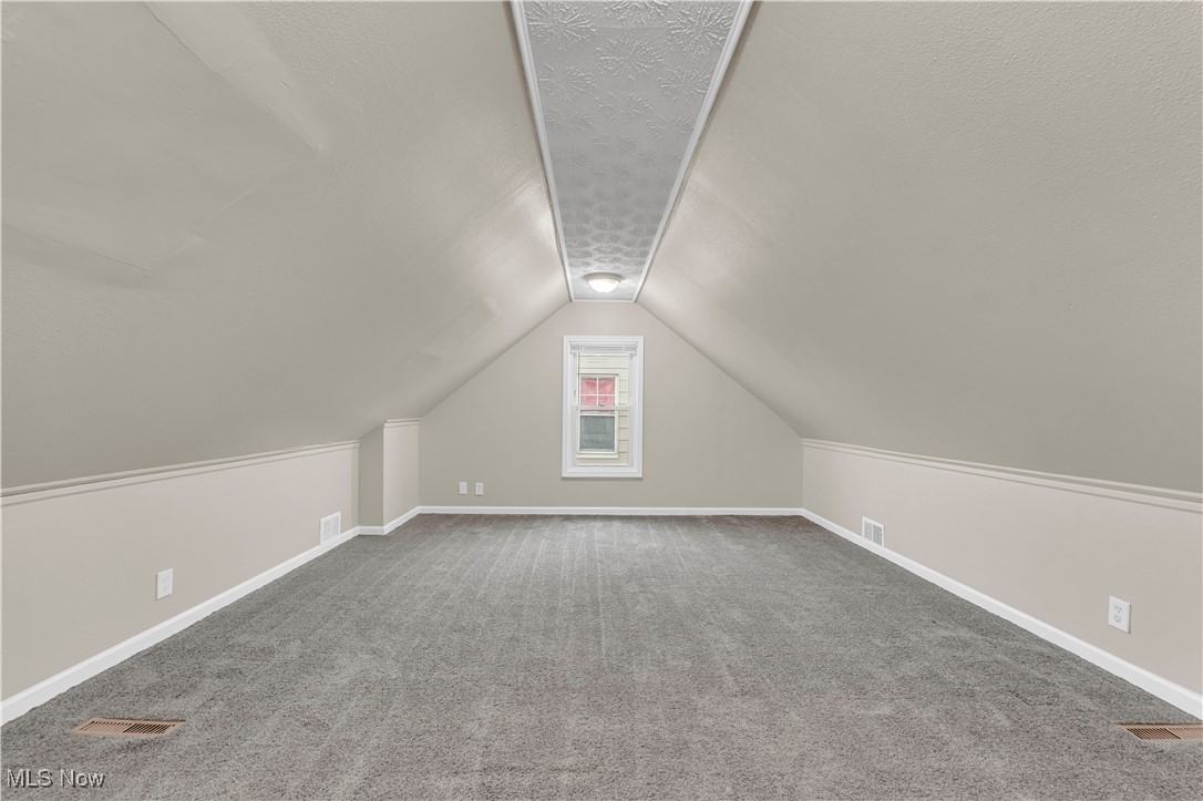 Knickerbocker Land Cos Burkla - Residential Lease