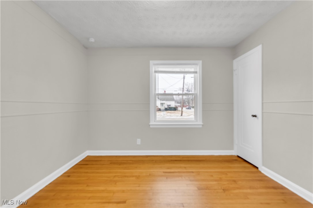 Knickerbocker Land Cos Burkla - Residential Lease