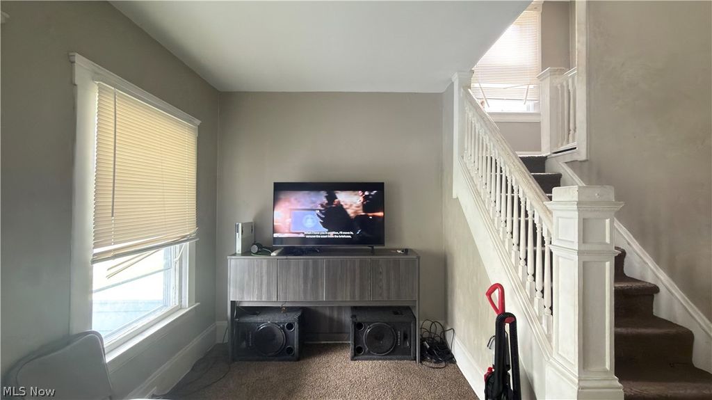 Photo of 4297 E 139th Street, Cleveland, OH 44105 (MLS # 5212943)