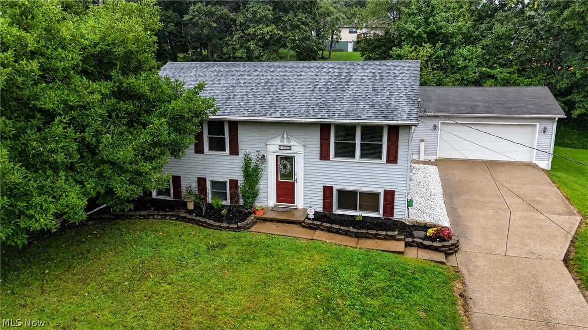 1729 Woodcrest Drive