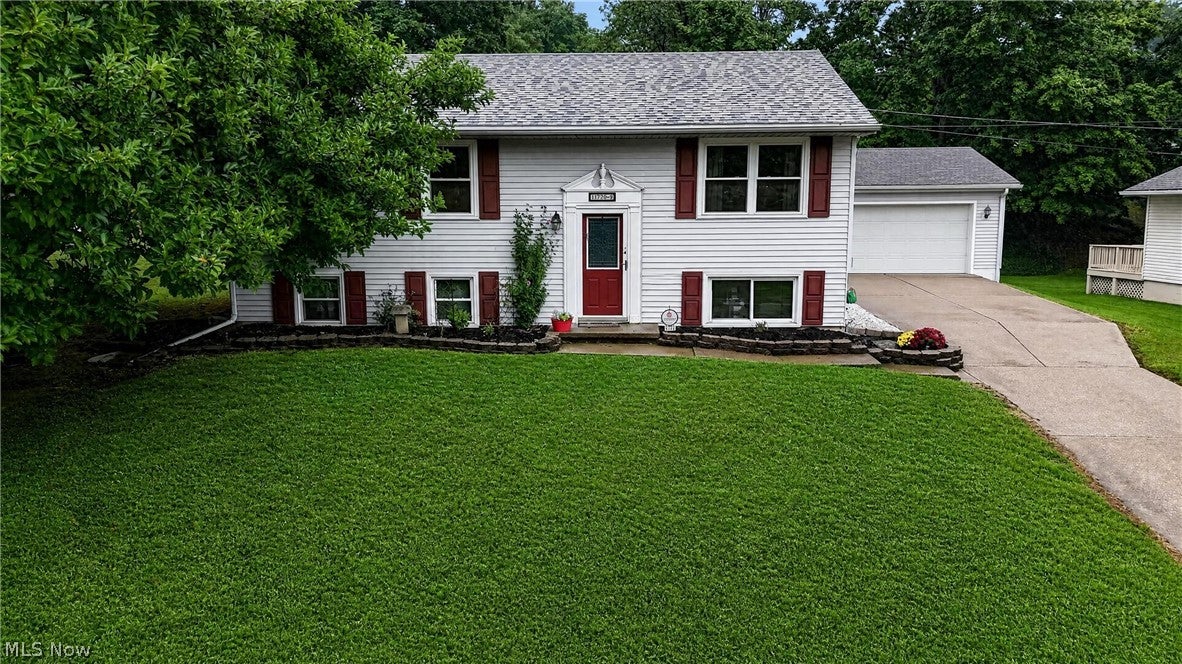 1729 Woodcrest Drive