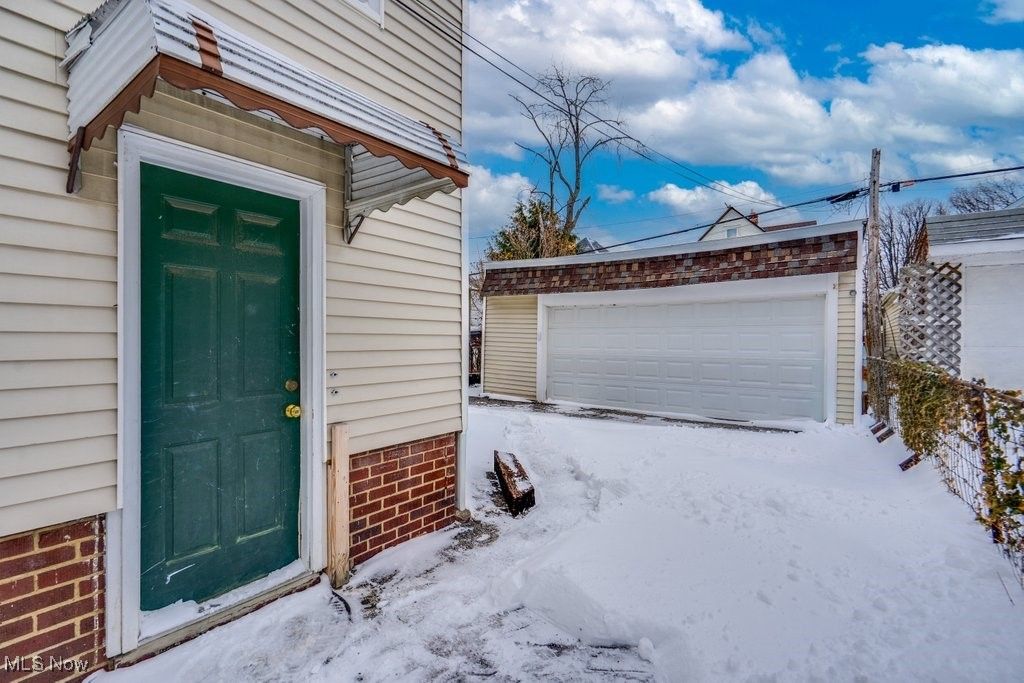 Photo of 1501 Winton Avenue, Lakewood, OH 44107 (MLS # 5181456)