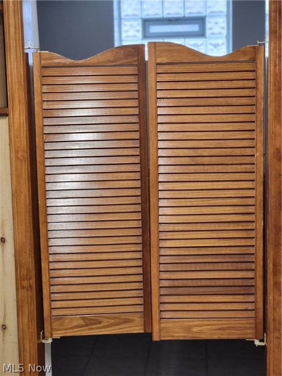 A J Hieber Broadview Spgs Road - Residential