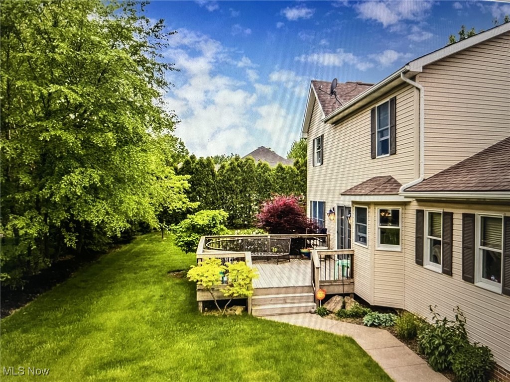 836 Birchwood Drive, Alliance, Ohio image 6