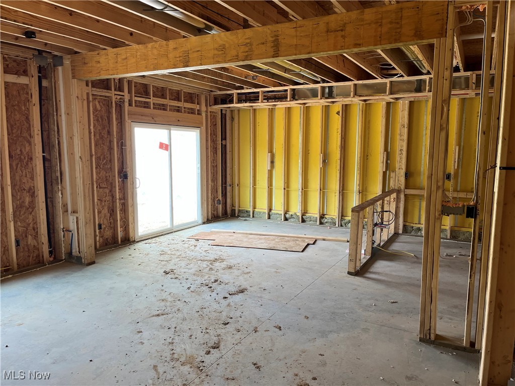 3476 Bushwillow Drive, Green, Ohio image 3